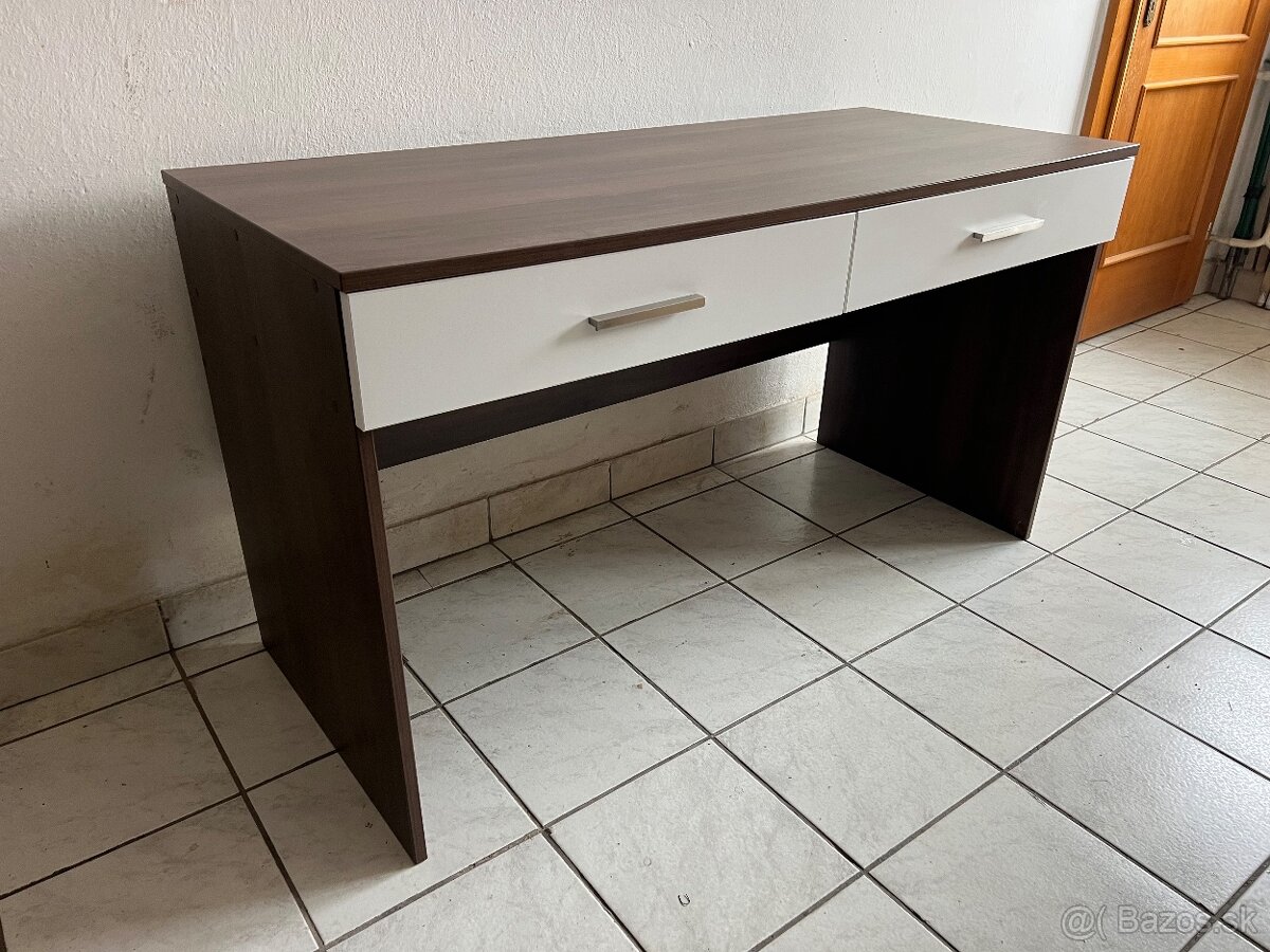 Pracovný stôl - 3