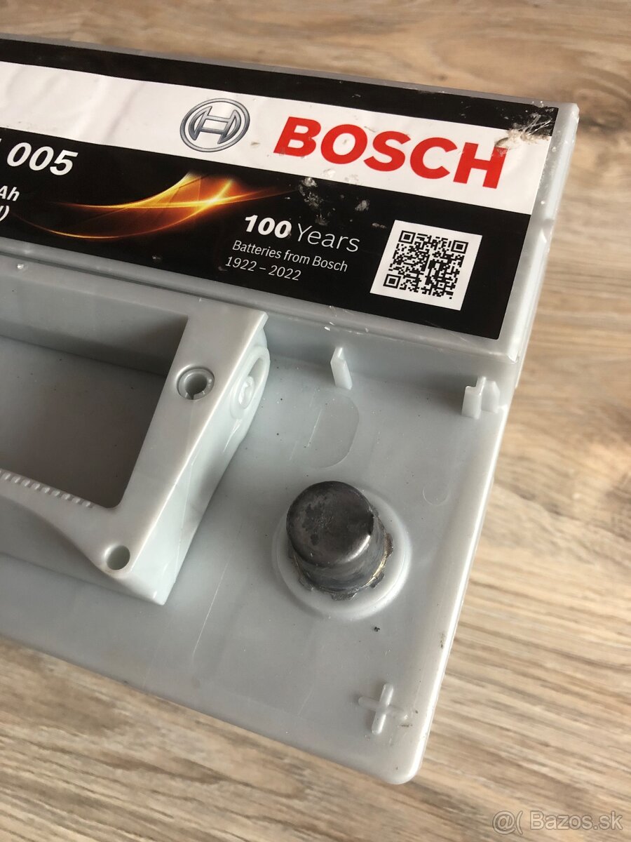 Predám autobatériu Bosch - 3