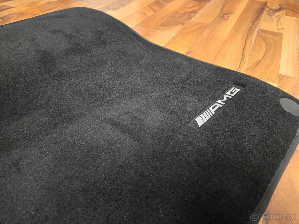 Koberčeky Mercedes AMG - 3