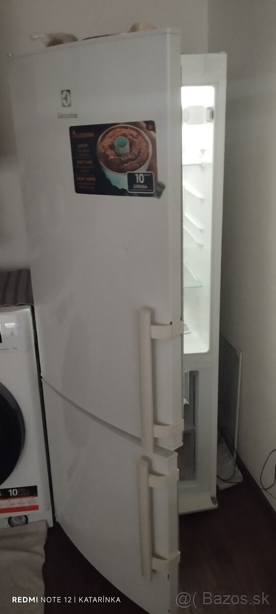 Chladnička s mrazničkou Electrolux - 3