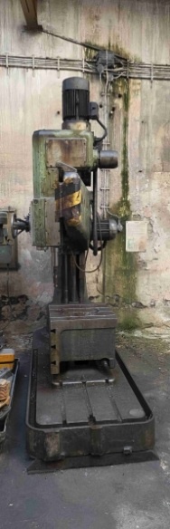 Prodáme Použitá vrtačka VR 4 A, r. v. 1966 - 3