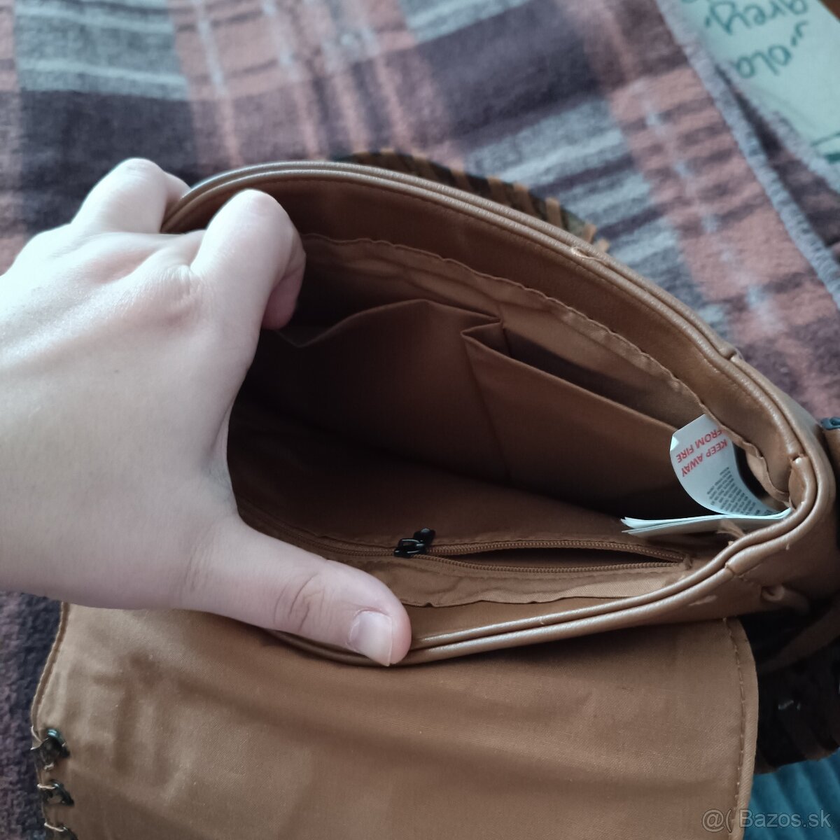 kabelka značka Reserved - 3
