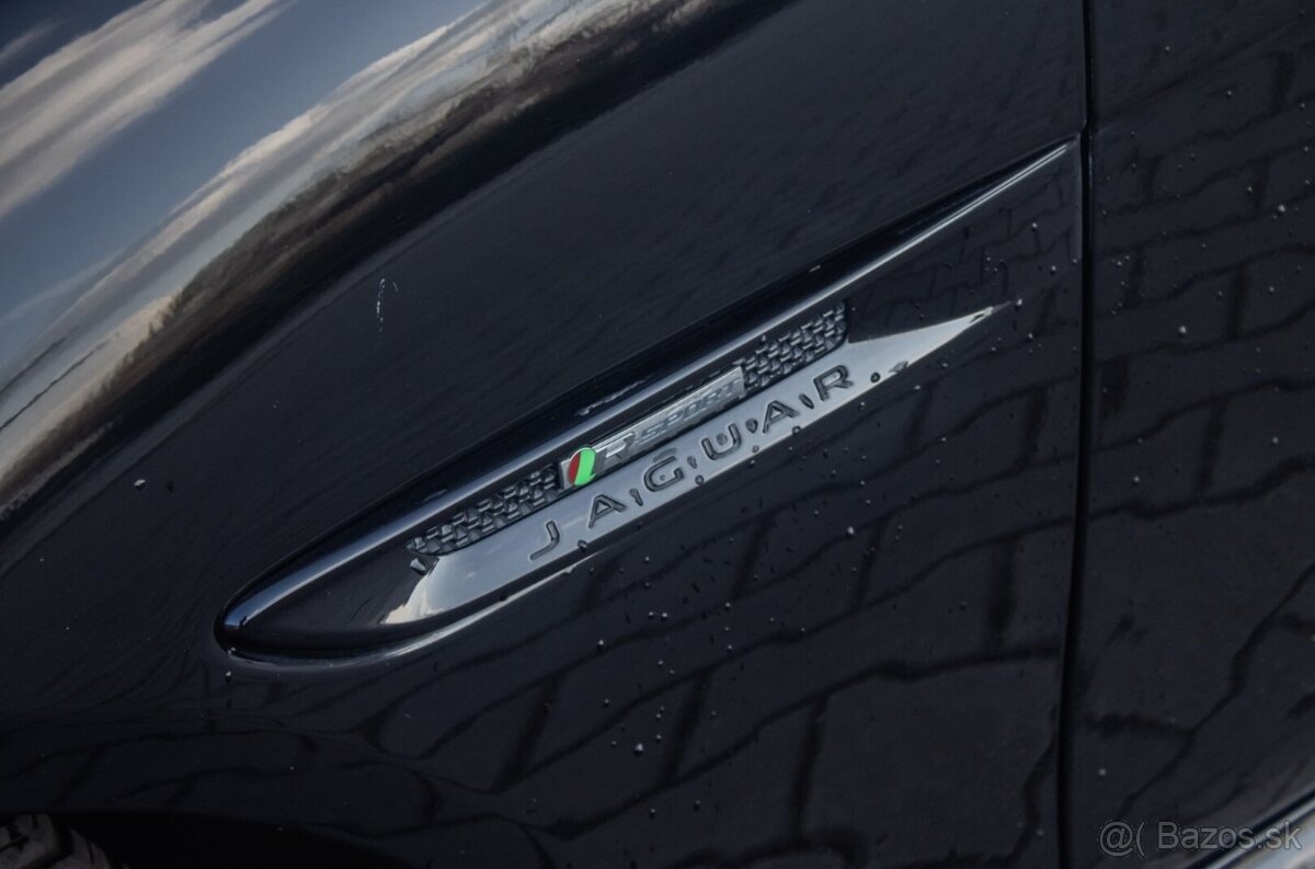 Jaguar XE 2.0 I4D R-SPORT AWD / DPH - 3