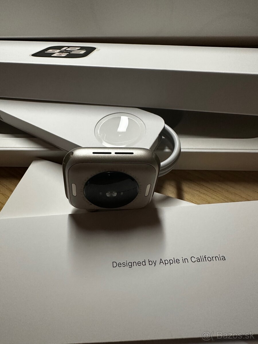 Apple Watch SE 40 mm (2nd Gen) - 3