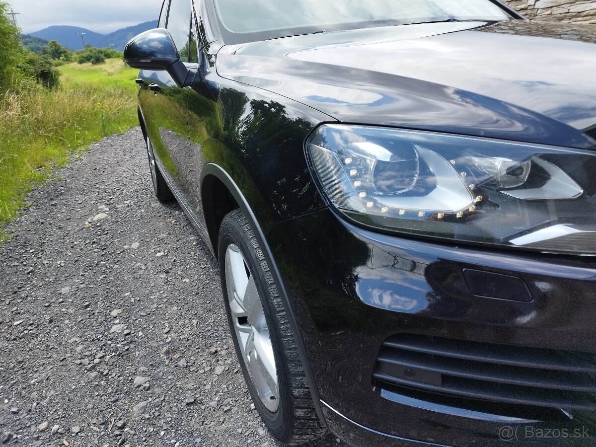 VW Touareg 3.0 tdi - 3