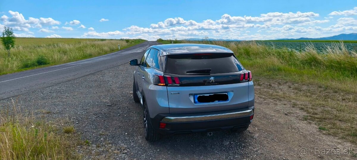 Peugeot 3008 SUV (2020) - 3