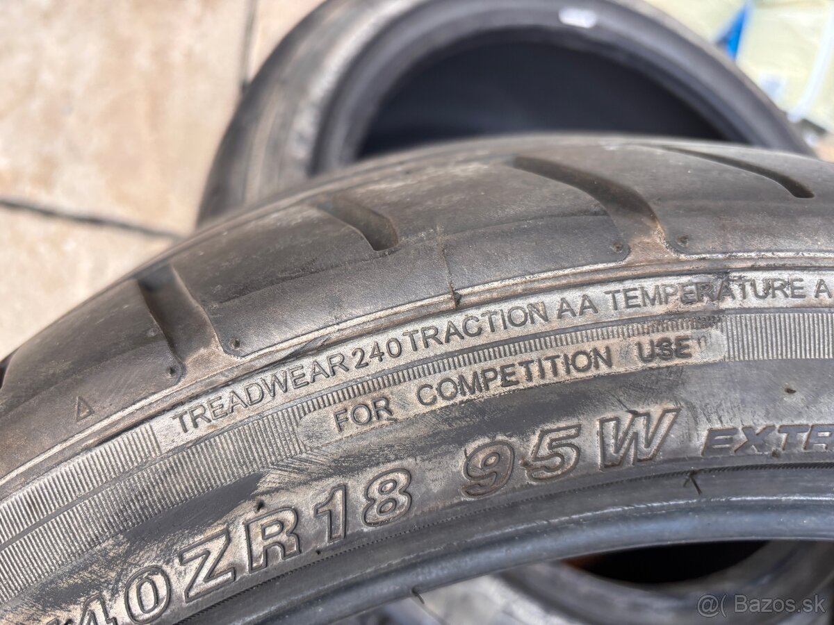 West Lake 235/40 r18 semi slick - 3