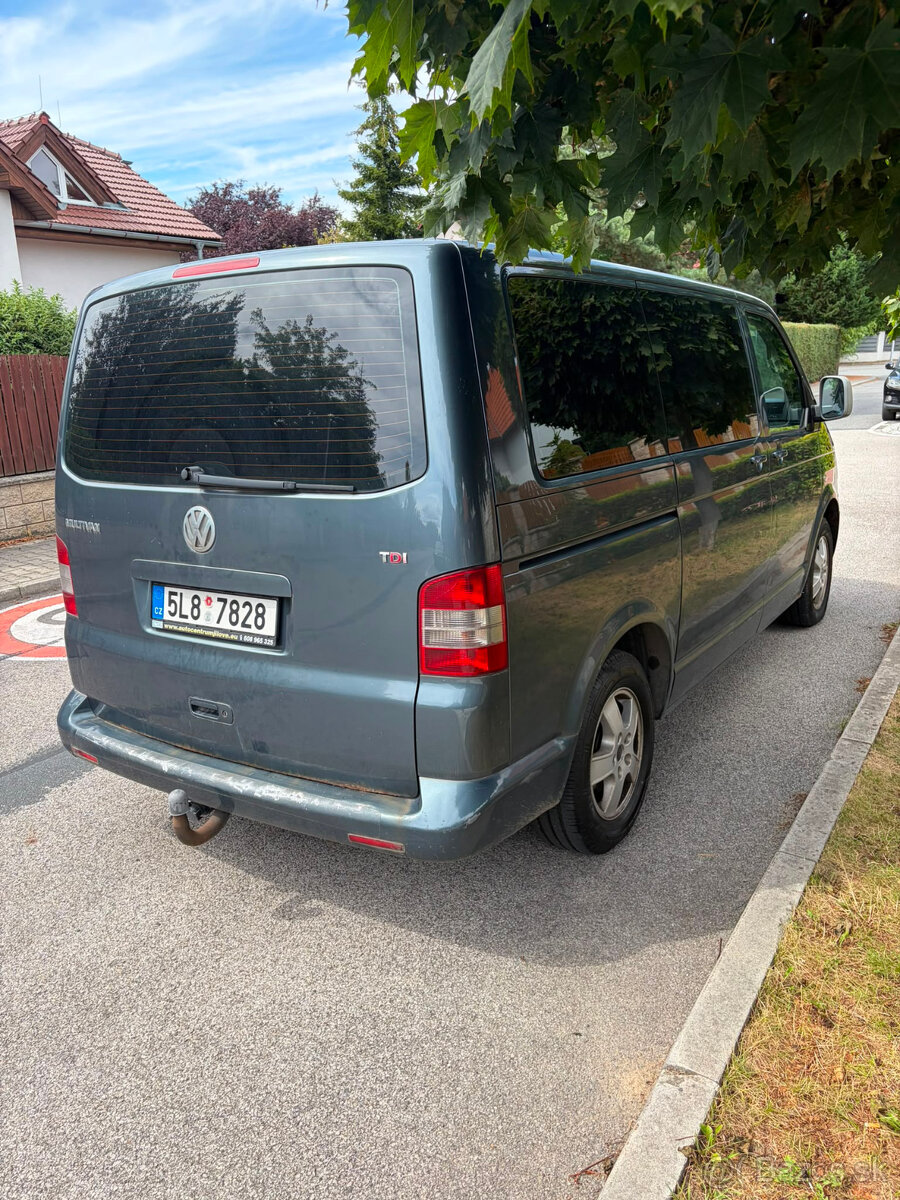 Volkswagen Multivan 2.5 TDI 96 kW – 7 míst - 3