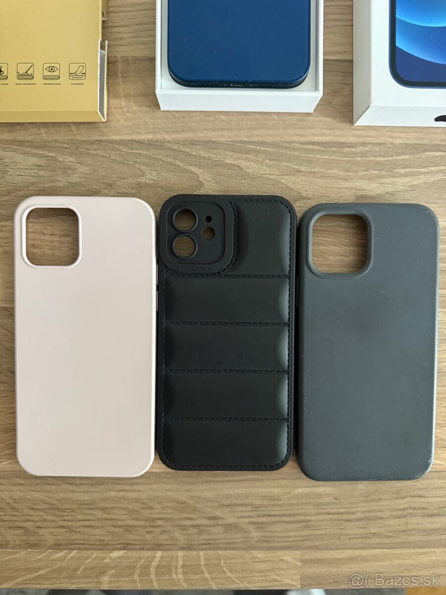 Predám iPhone 12 64GB modrý + obaly a sklá - 3