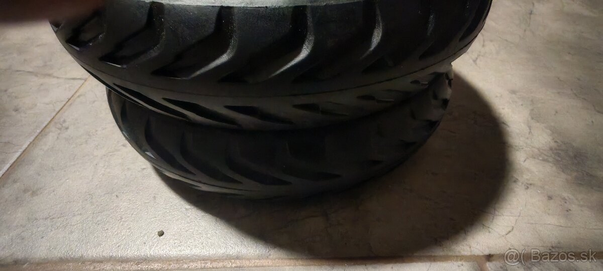 Pneumatiky na xiaomi - 3