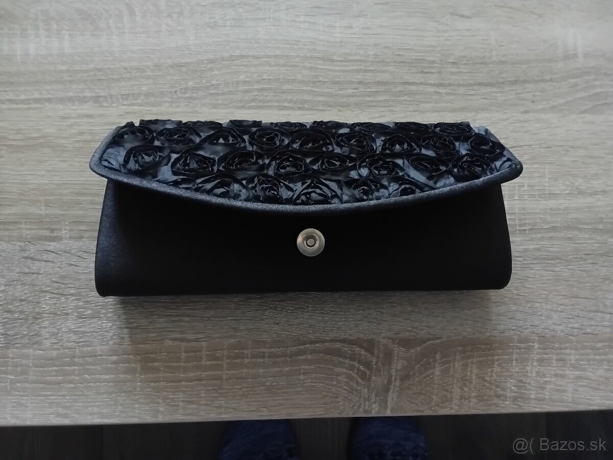 Večerná listová čierna kabelka - 3