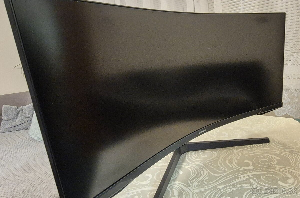 Predám herný monitor Samsung odyssey G55T 34" v záruke - 3