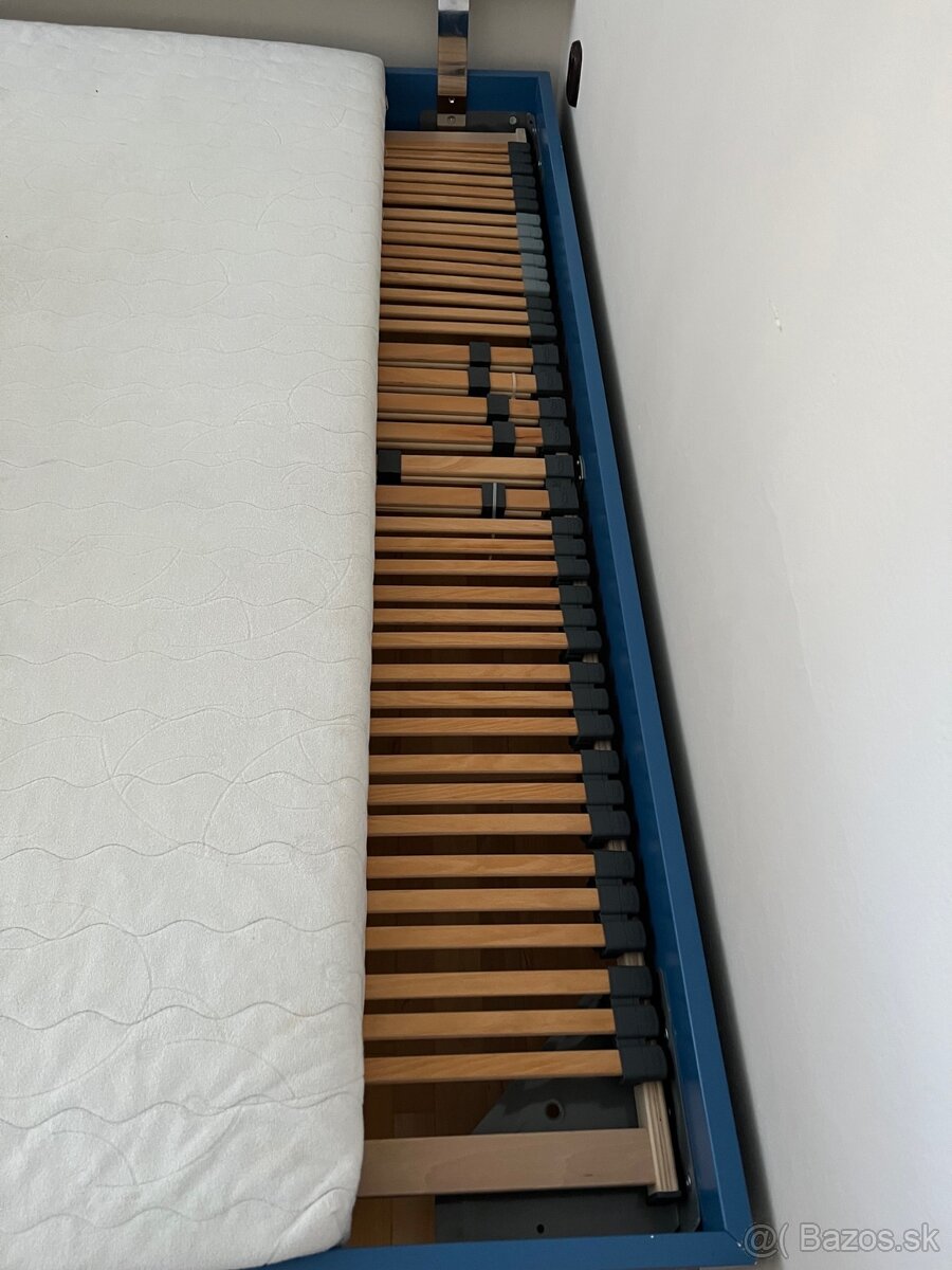 Posteľ 200x140cm--modrá - 3