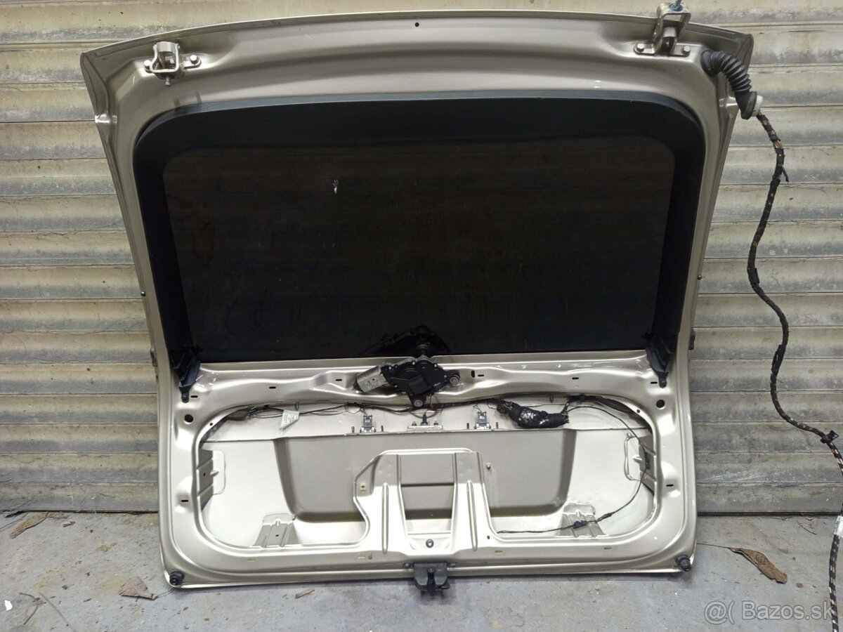 Predam Zadné, piate dvere na Škoda Octavia 2 - 3