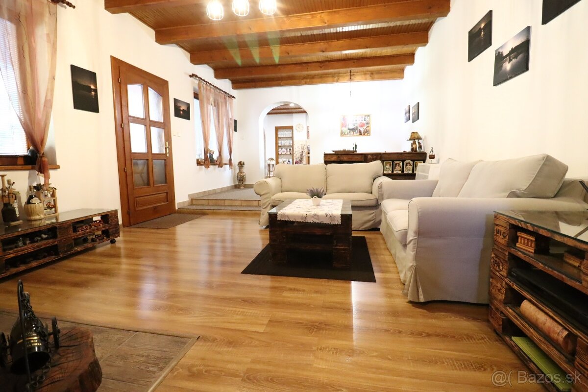 Rodinný dom s podnikateľským potenciálom vo výbornej lokali - 3