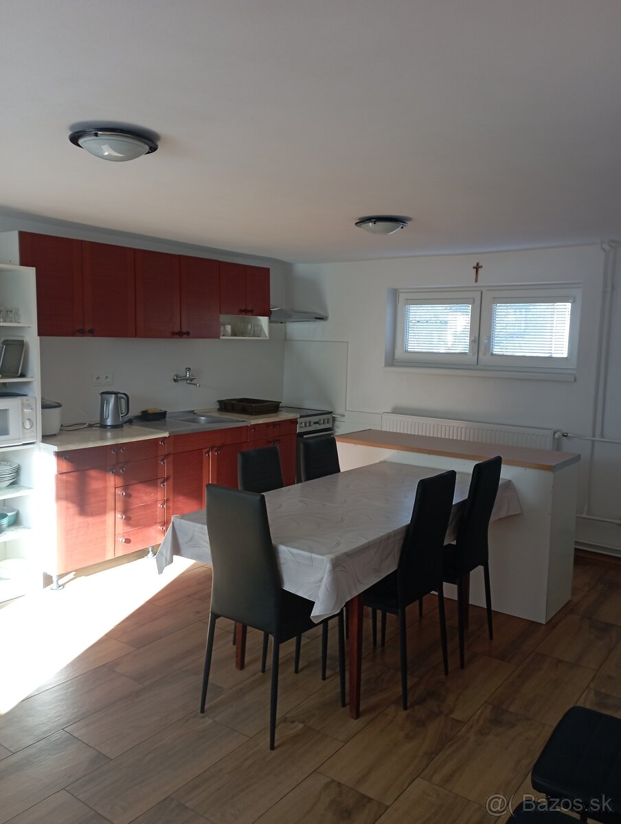 Ponukam ubytovanie v RD - 3