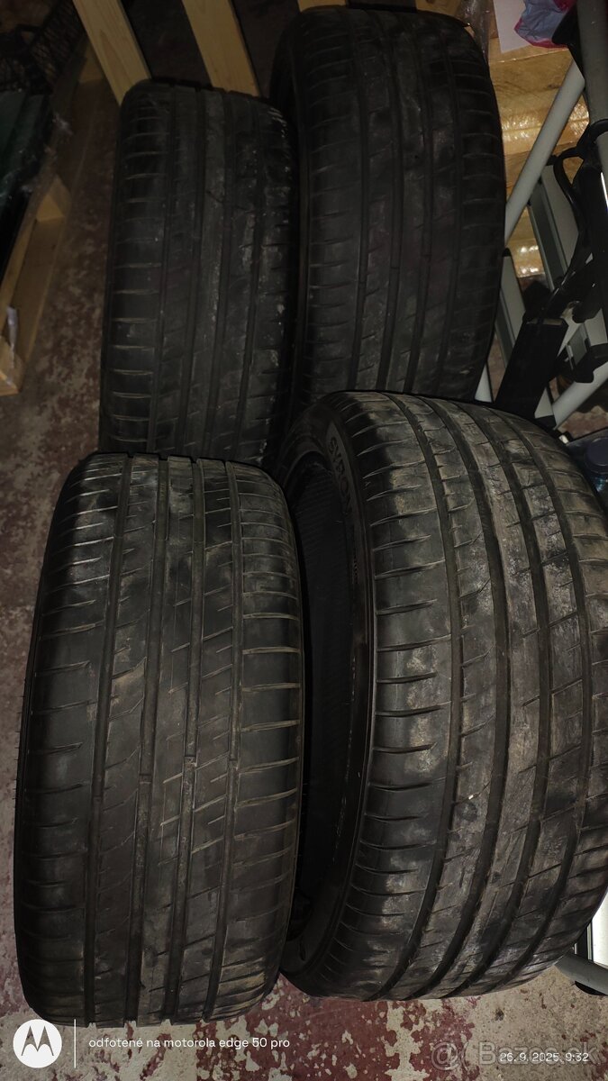 245 40 r19 letné - 3