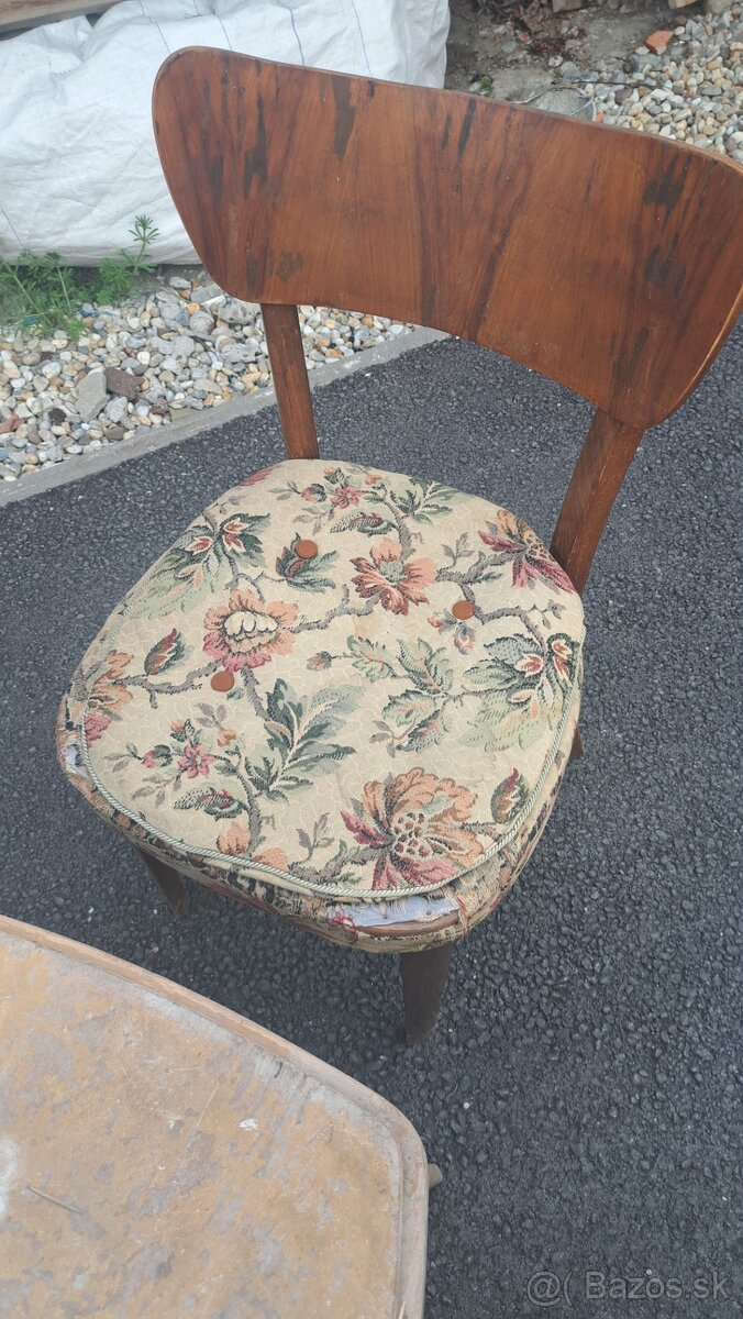 Halabala stolicky + stol + matrace a stol krab - 3