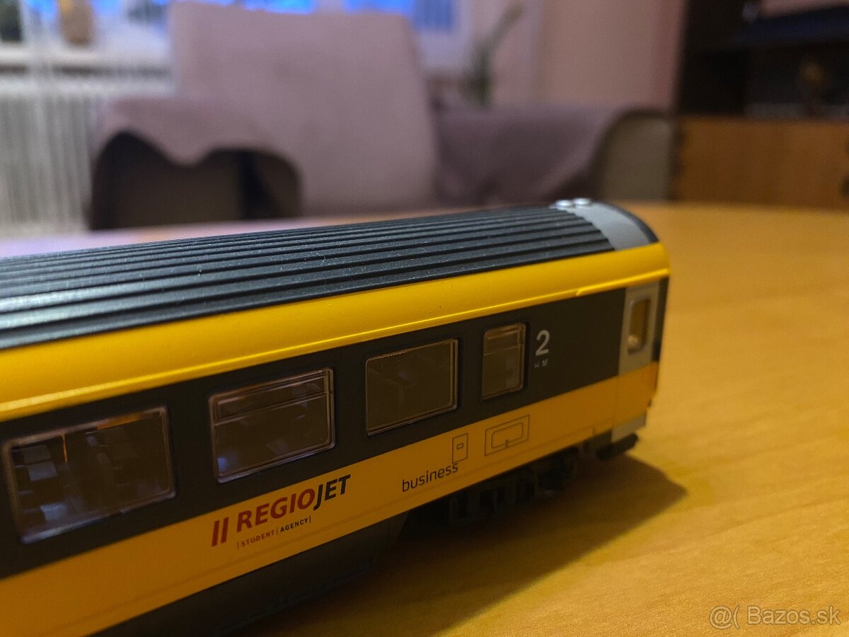 Predám modely vozňov RegioJet - 3