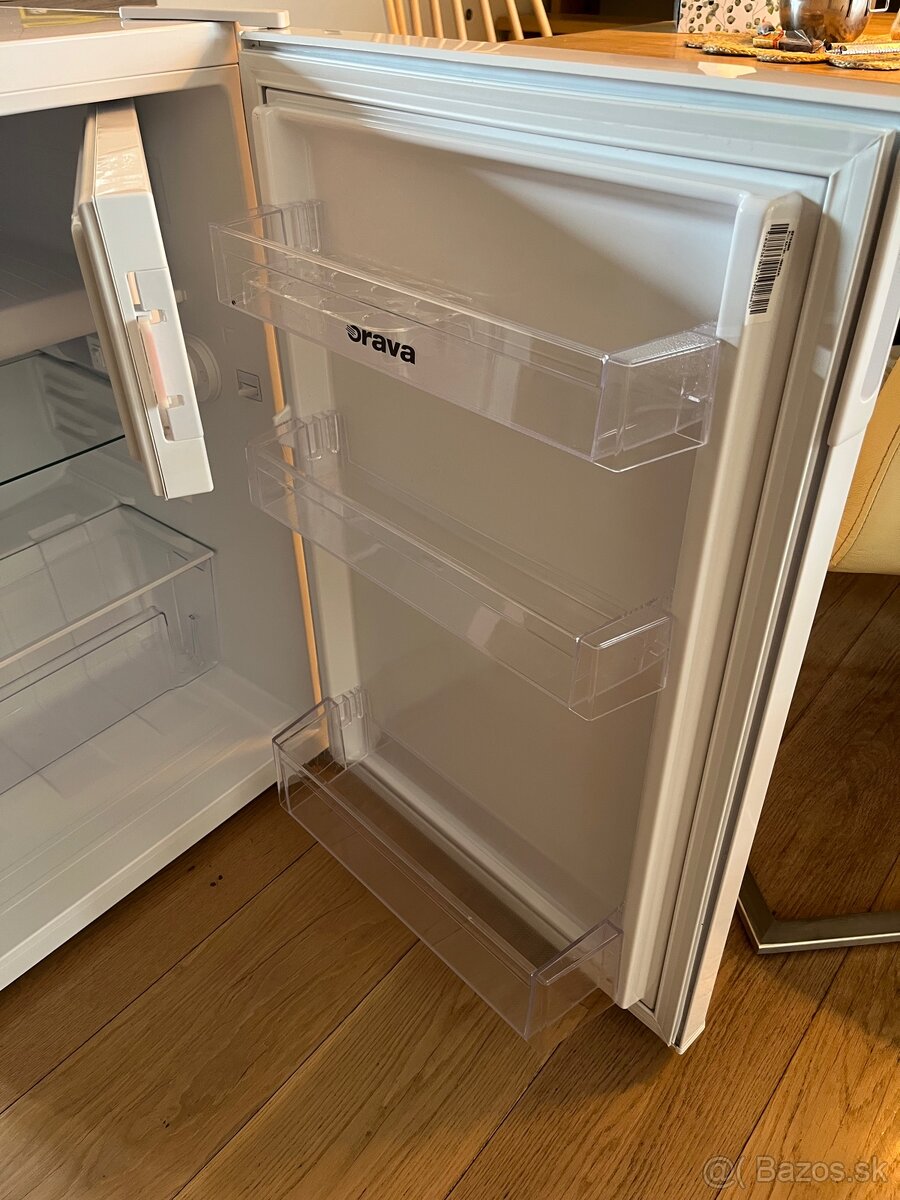 Chladnička/minibar Orava SL - 3