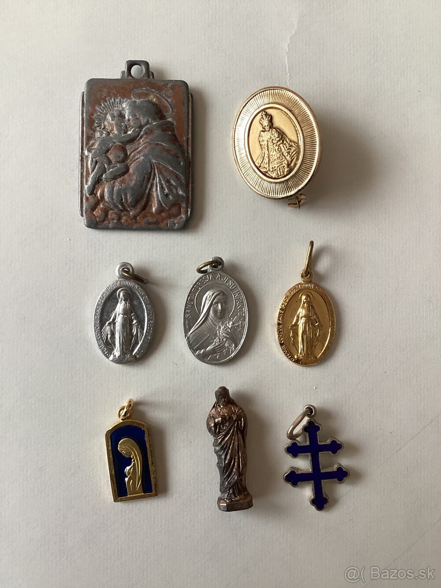 Náboženské prívesky 34 kusov - 3