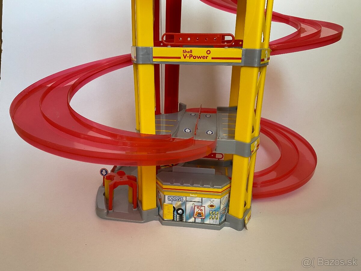 Poschodová garáž Shell s výťahom. - 3