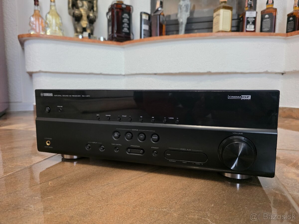 Yamaha RX V371 - 3