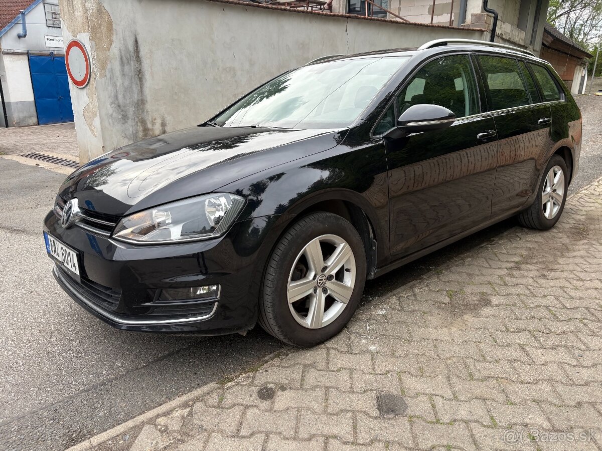 Volkswagen Golf kombi 2.0TDI Bluemotion 2017 ojeté - 3