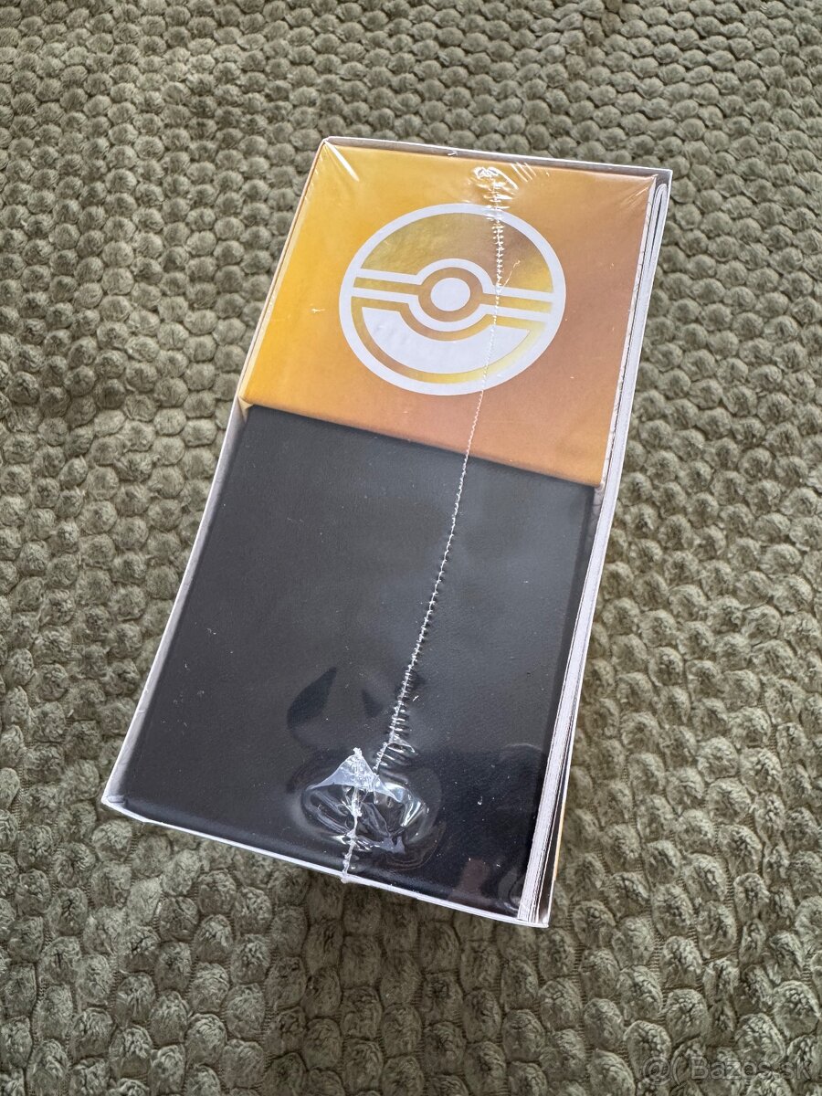 Pokemon 30TH Anniversary ETB - 3