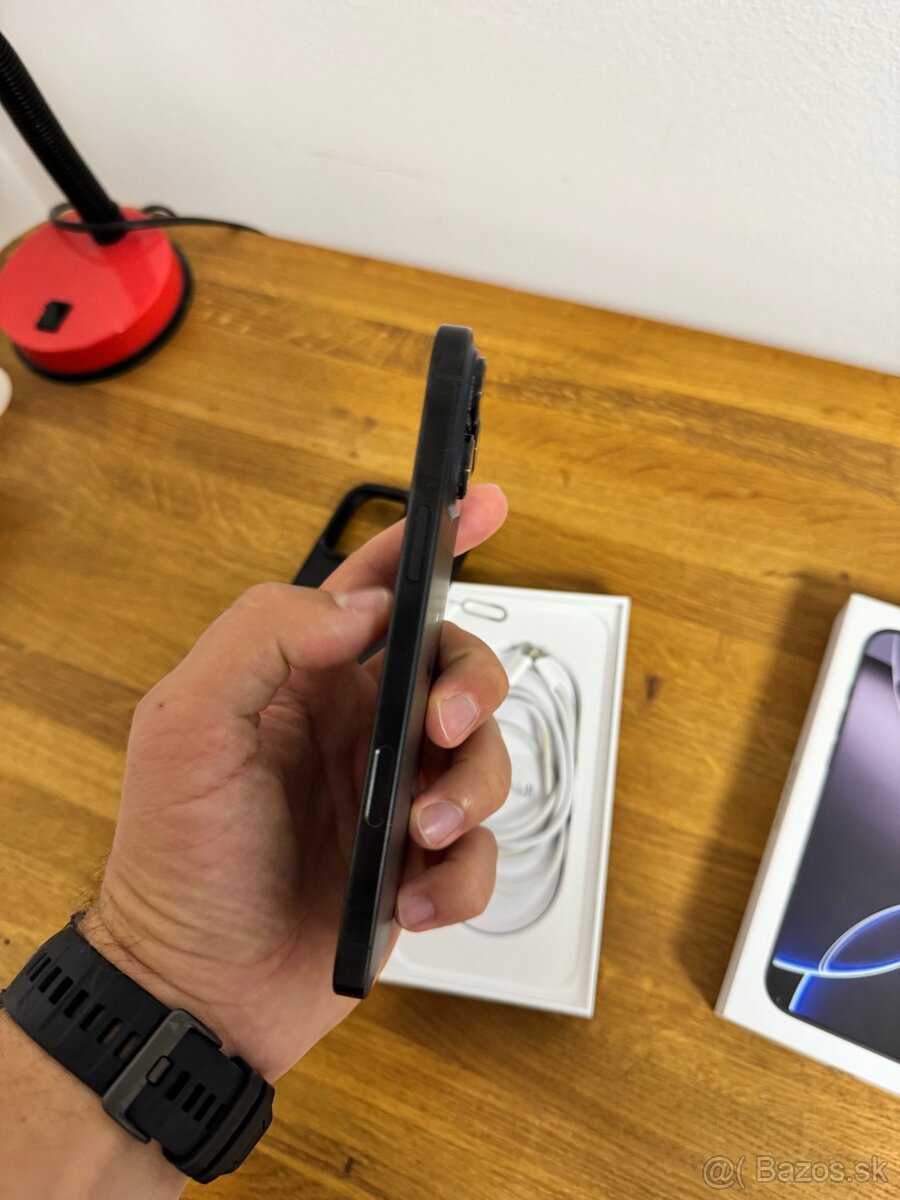 iPhone 16 ProMax - 3