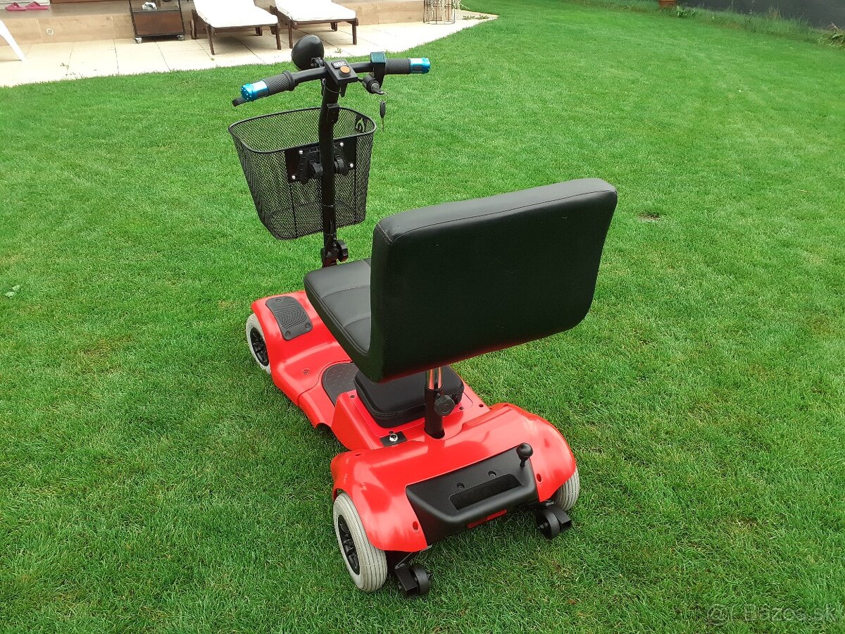 Elektrický vozík pre seniorov