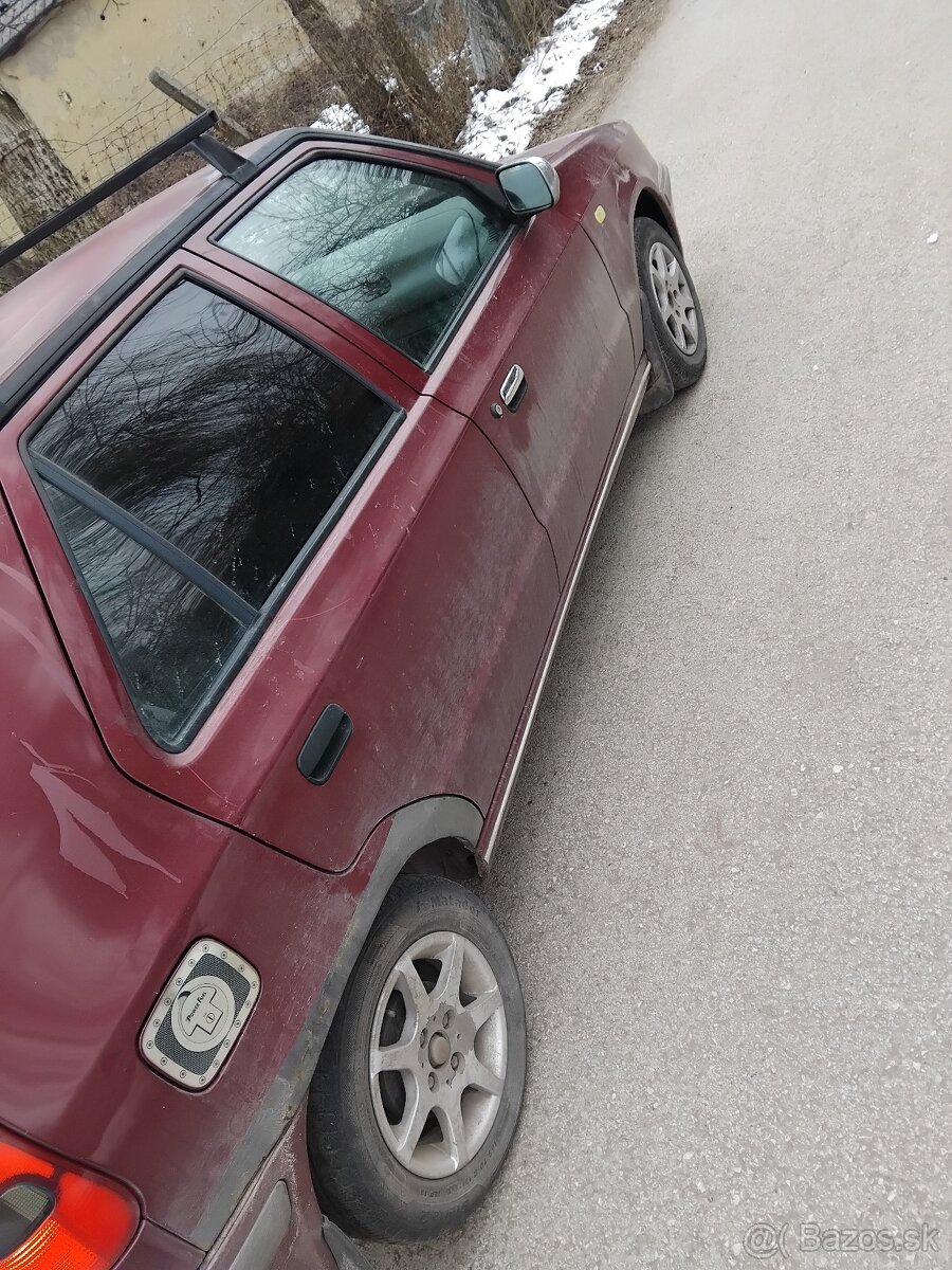 Škoda felica 1.3mpi - 3