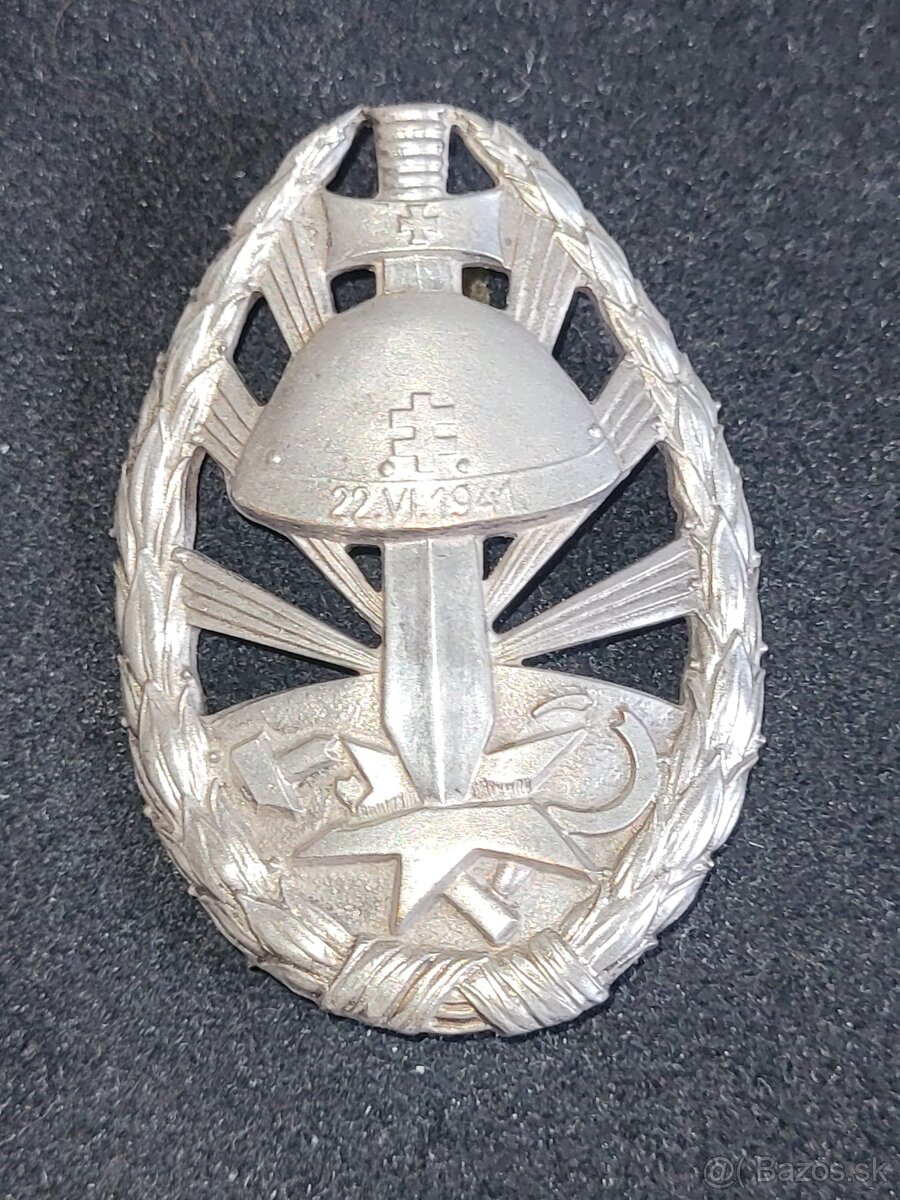 Odznak.vyznamenanie..vf. - 3