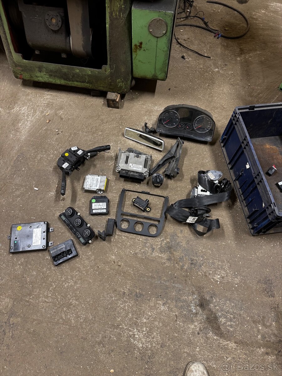 Náhradné diely VW golf 5/ passat - 3