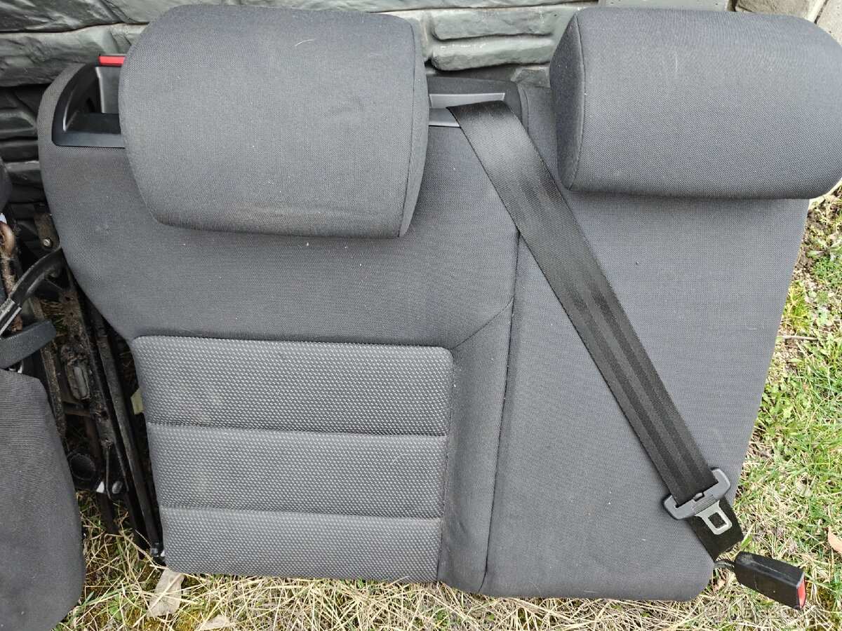 Sedačky Škoda Octavia 2 - 3