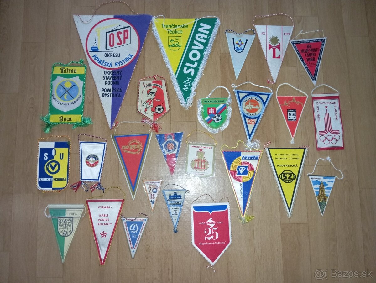 Predám zbierku starých vlajočiek, práporkov - 3