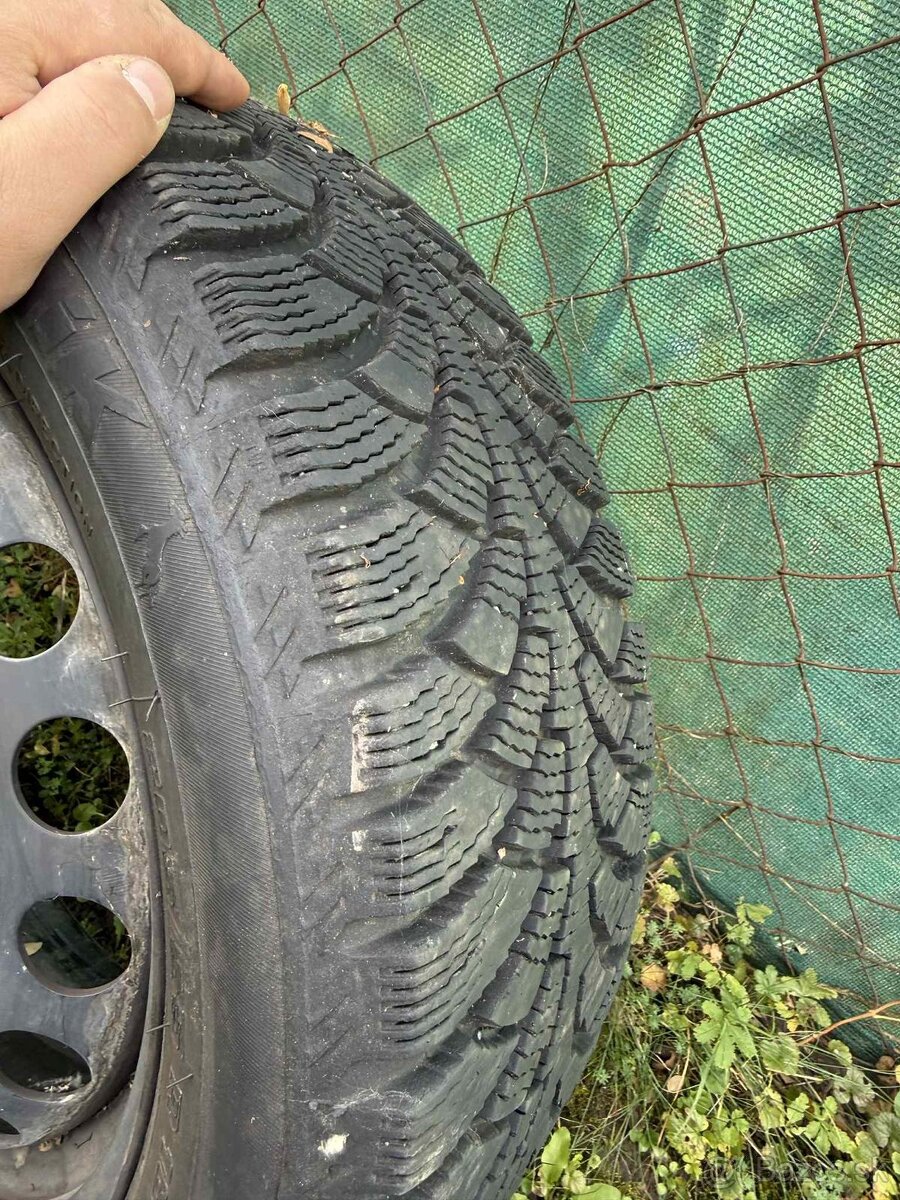 Zimné Pneumatiky R16 205/55 - 3