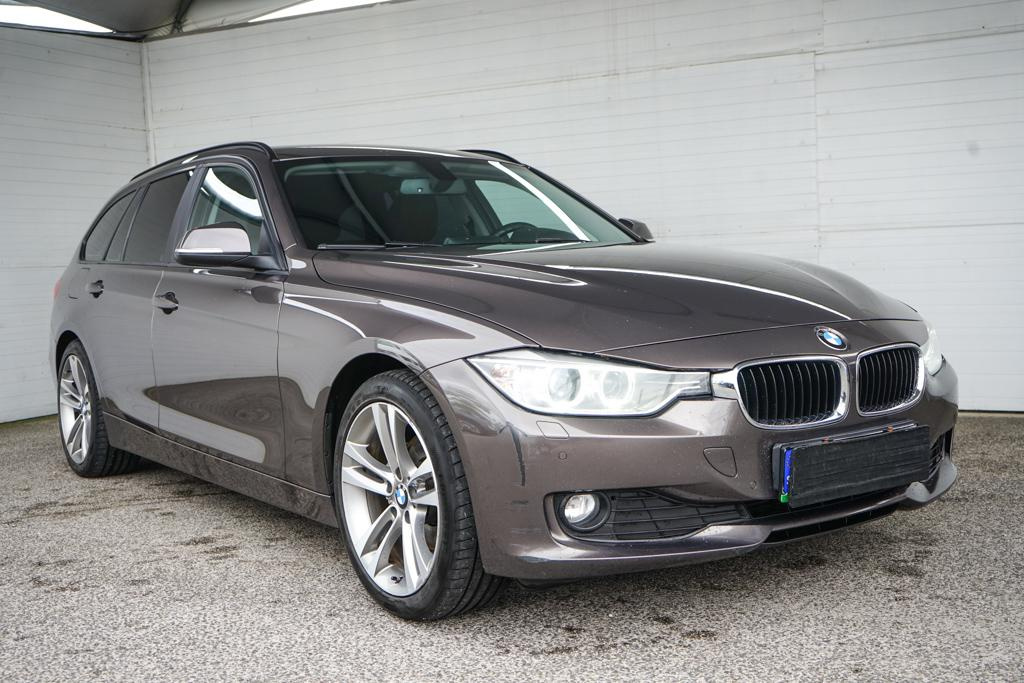 99- BMW 320, 2013 nafta 2.0 d 135kw - 3