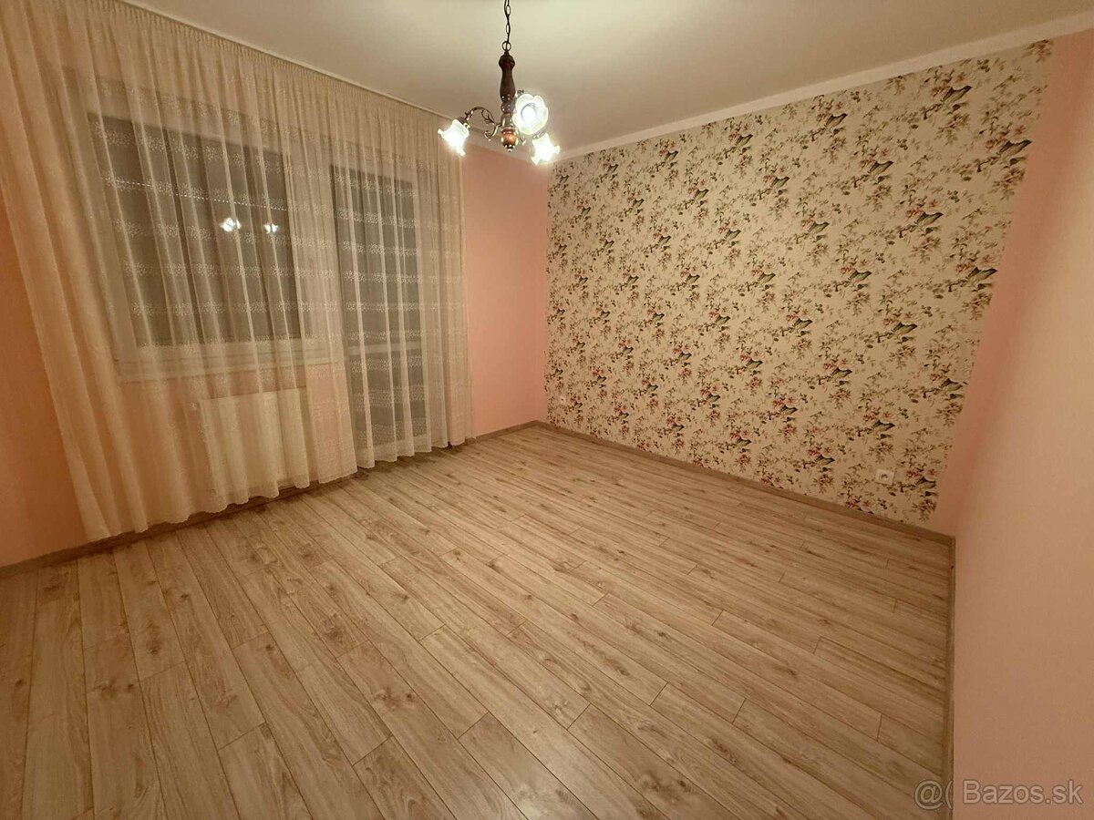 Veľký 3izbový byt na prenájom v Dunajskej Strede 📞 0903 509 - 3