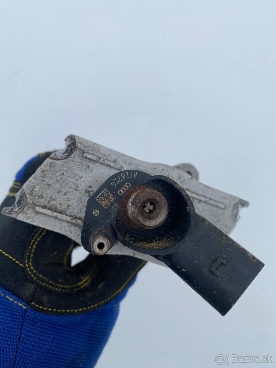 AUDI A8 náhradné diely - motor - vstrekovače atd - 3