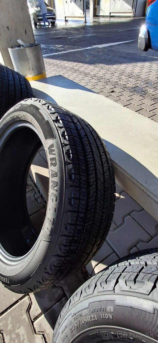 Goodyear 275/45 R21 allseason - 3