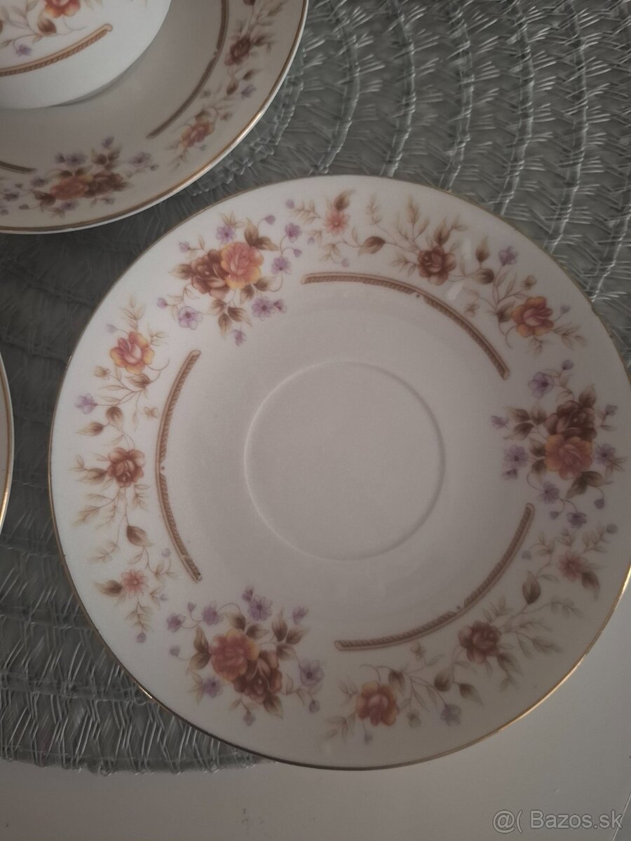 šálky a tanieriky súprava - 3