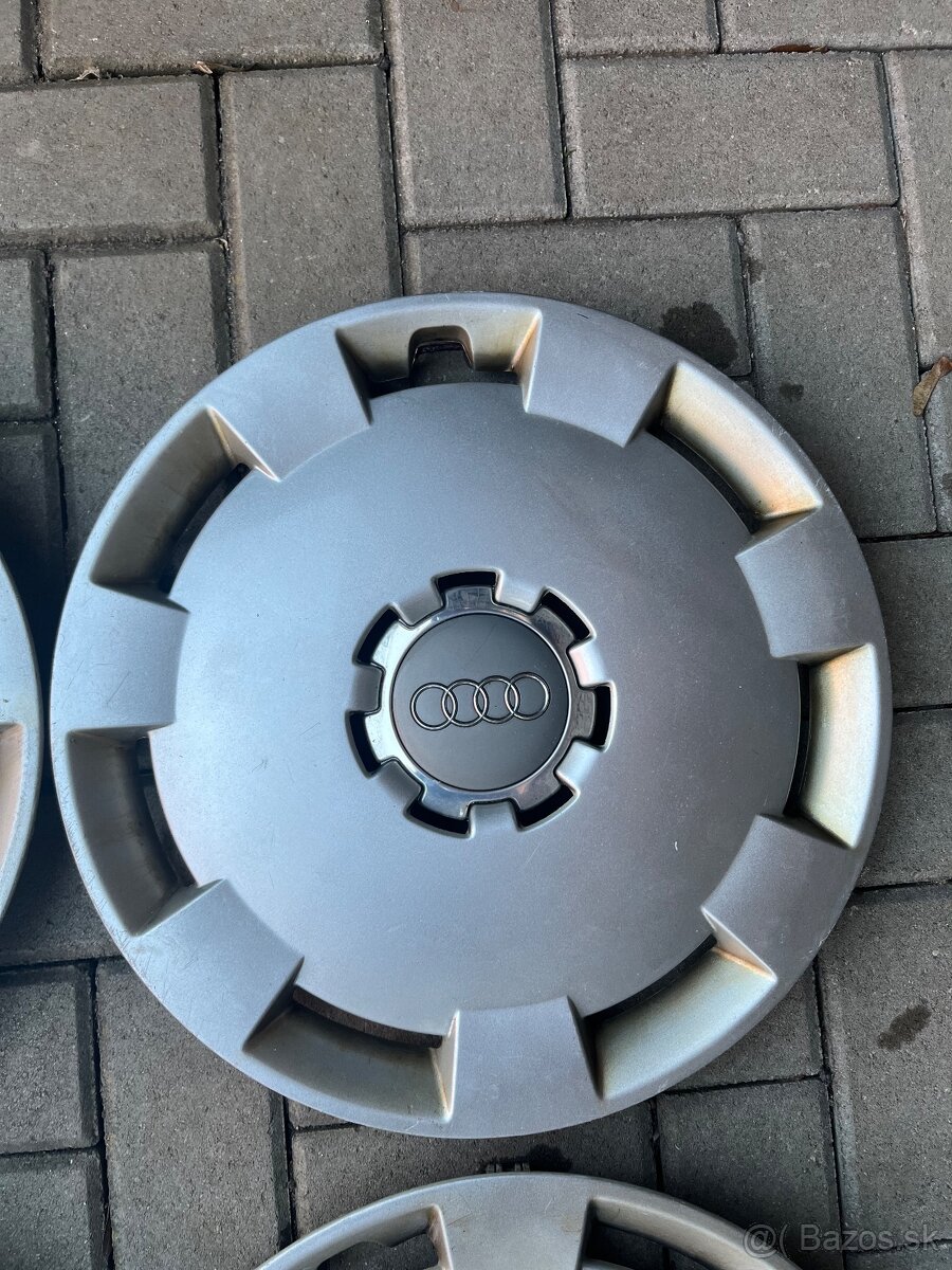 Originálne puklice Audi r16 - 3