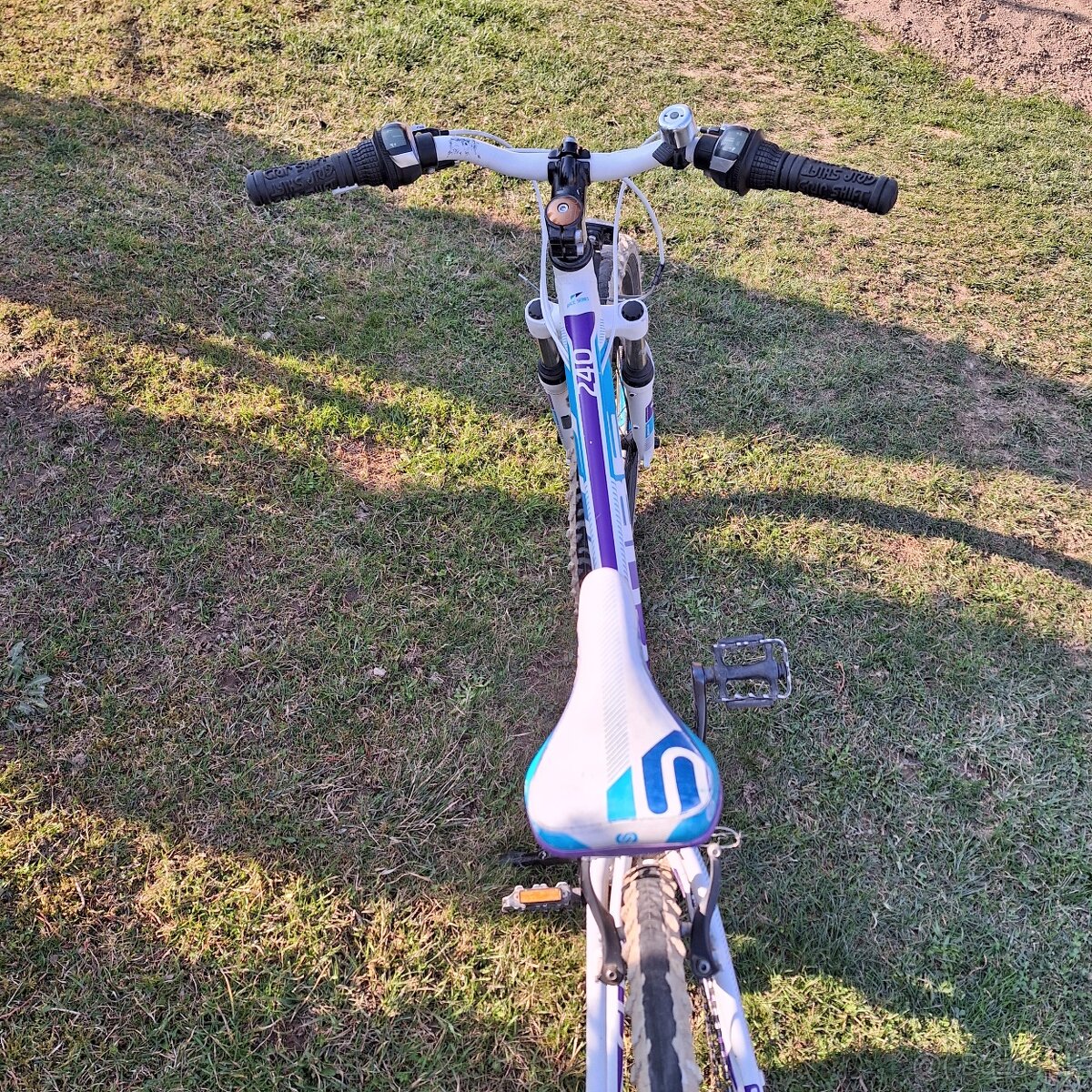 Bicykel CUBE 240 - 3