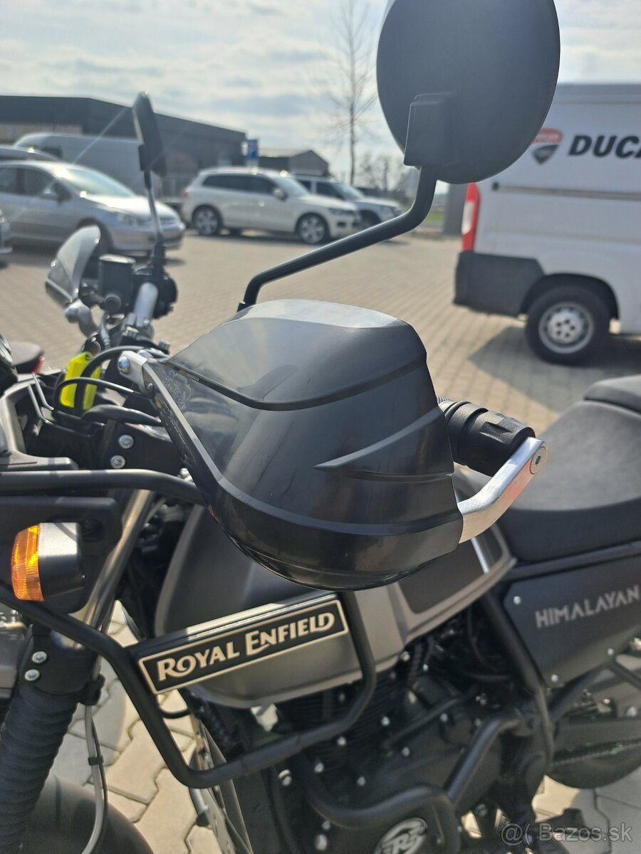 Royal Enfield Himalalyan 400 .0km