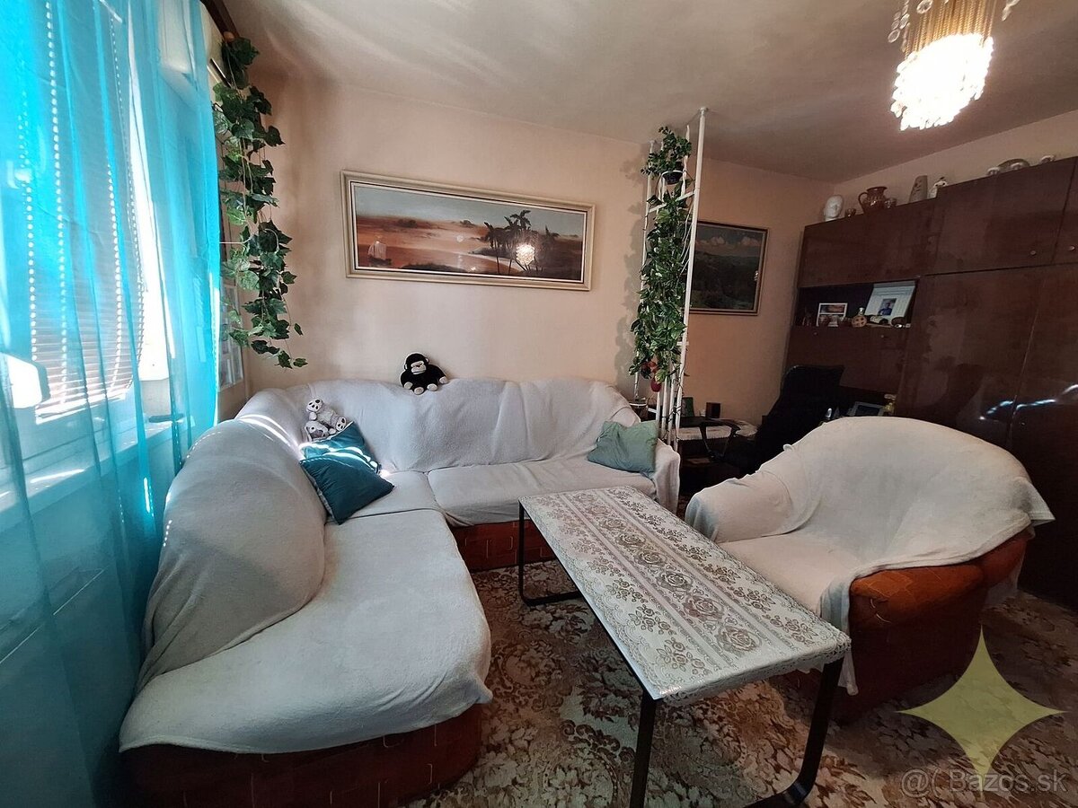 Predaj 3 izbový byt Levice - 3