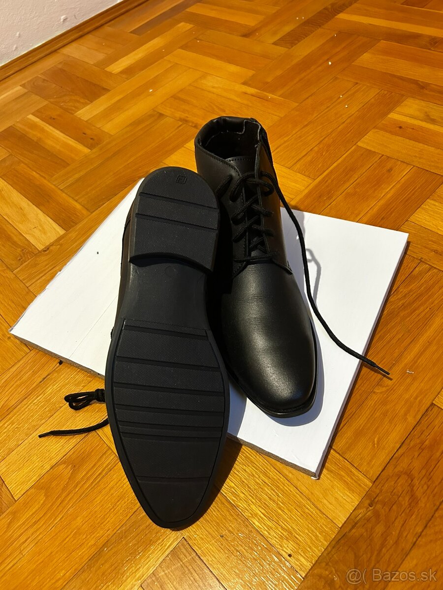 NOVÉ Pánske čierne kožené členkové čižmy / vyššie poltopánk - 3