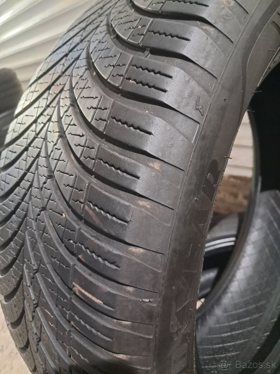 Goodyear celoročné 225/55/R18 - 3
