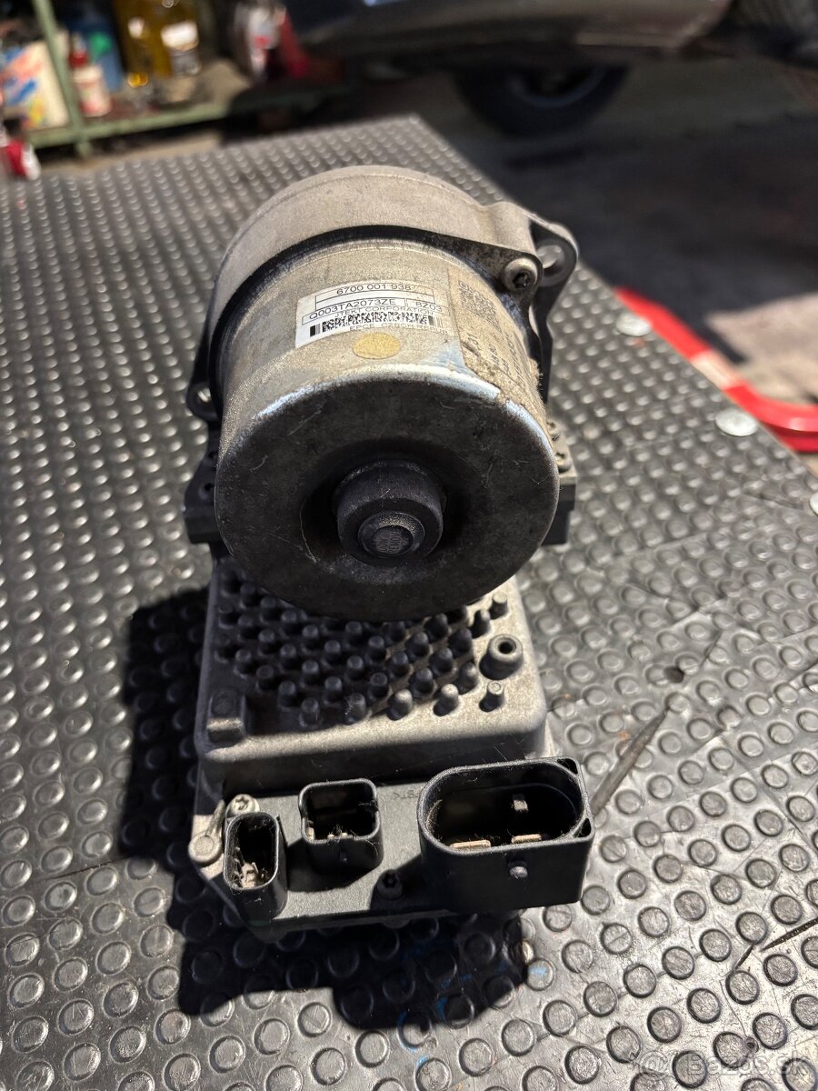 Peugeot 207 Citroen C3 - 3