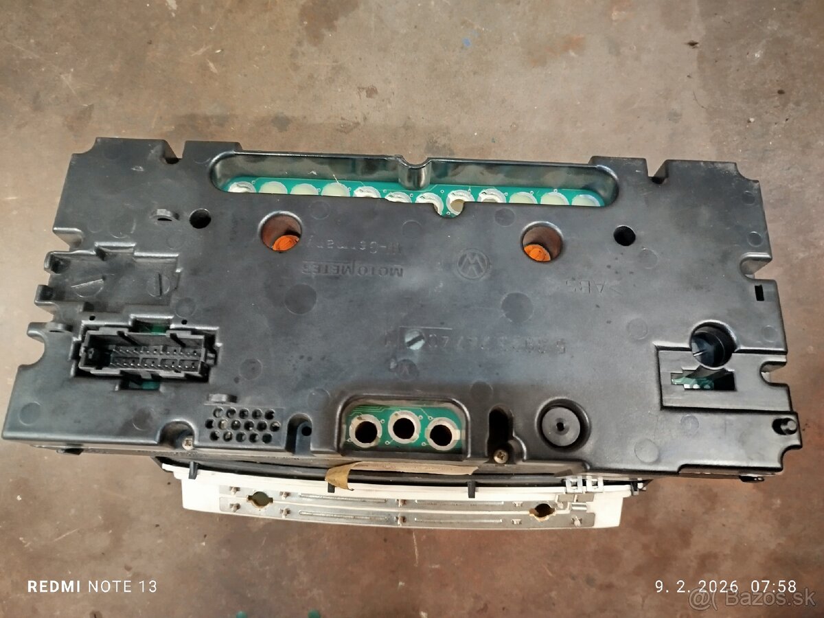 Budíky golf mk3 - 3